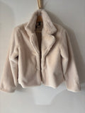 CREAM FAUX FUR SHORT JACKET