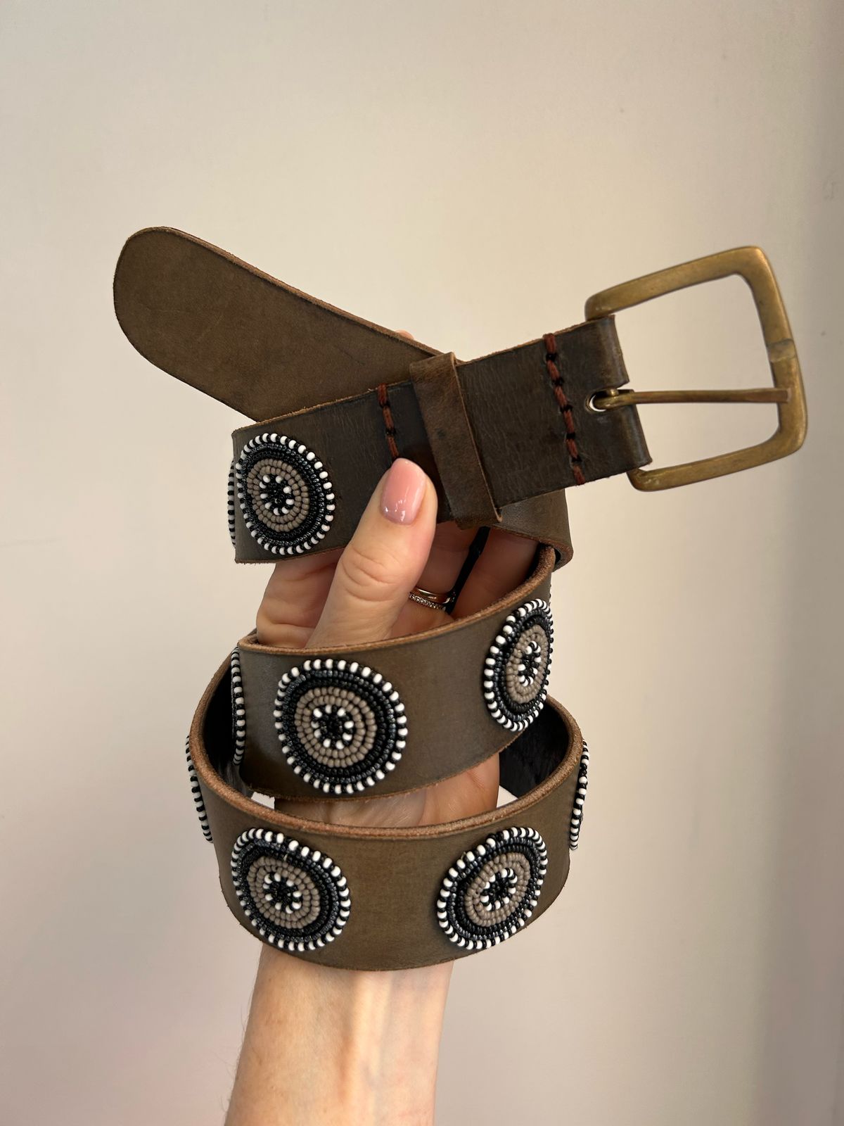 Thick Masai Belt Oreo Daisy
