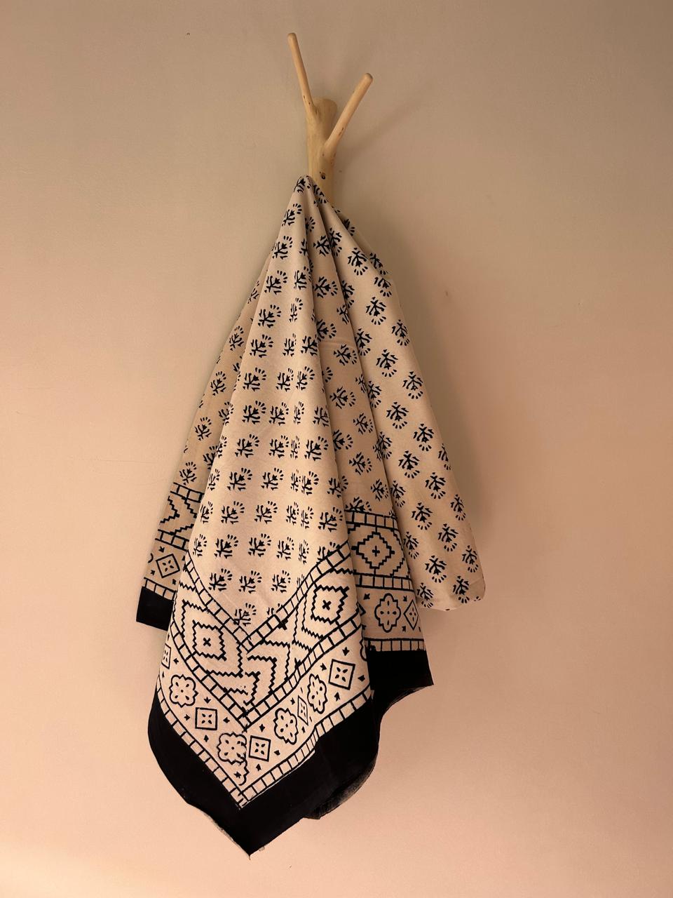 Cotton Throw In Black And White Aztec