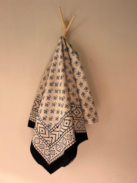 Cotton Throw In Black And White Aztec