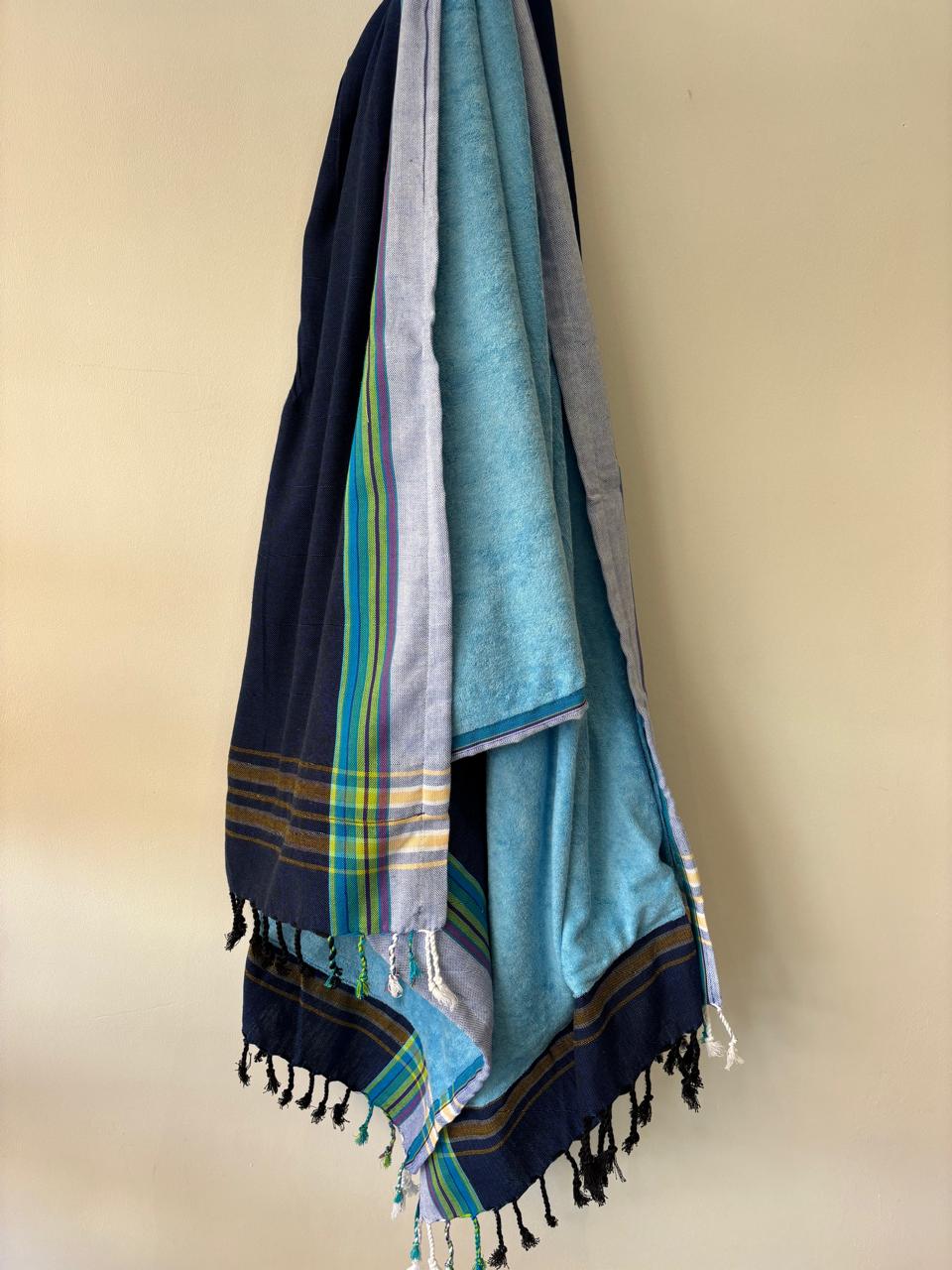 KIKOY TOWEL IN NAVY AND SKY