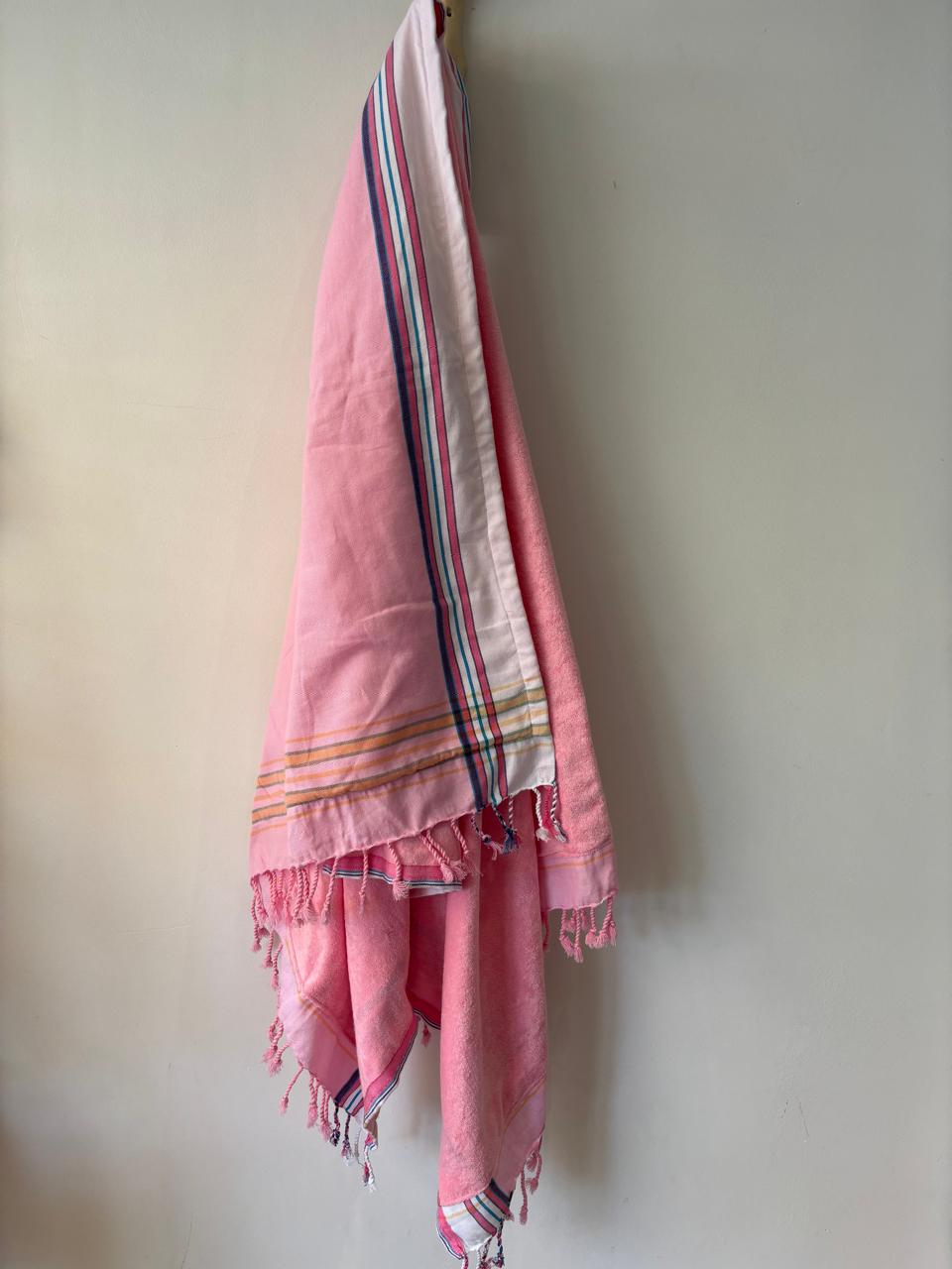 KIKOY TOWEL IN Bubble Gum Pink