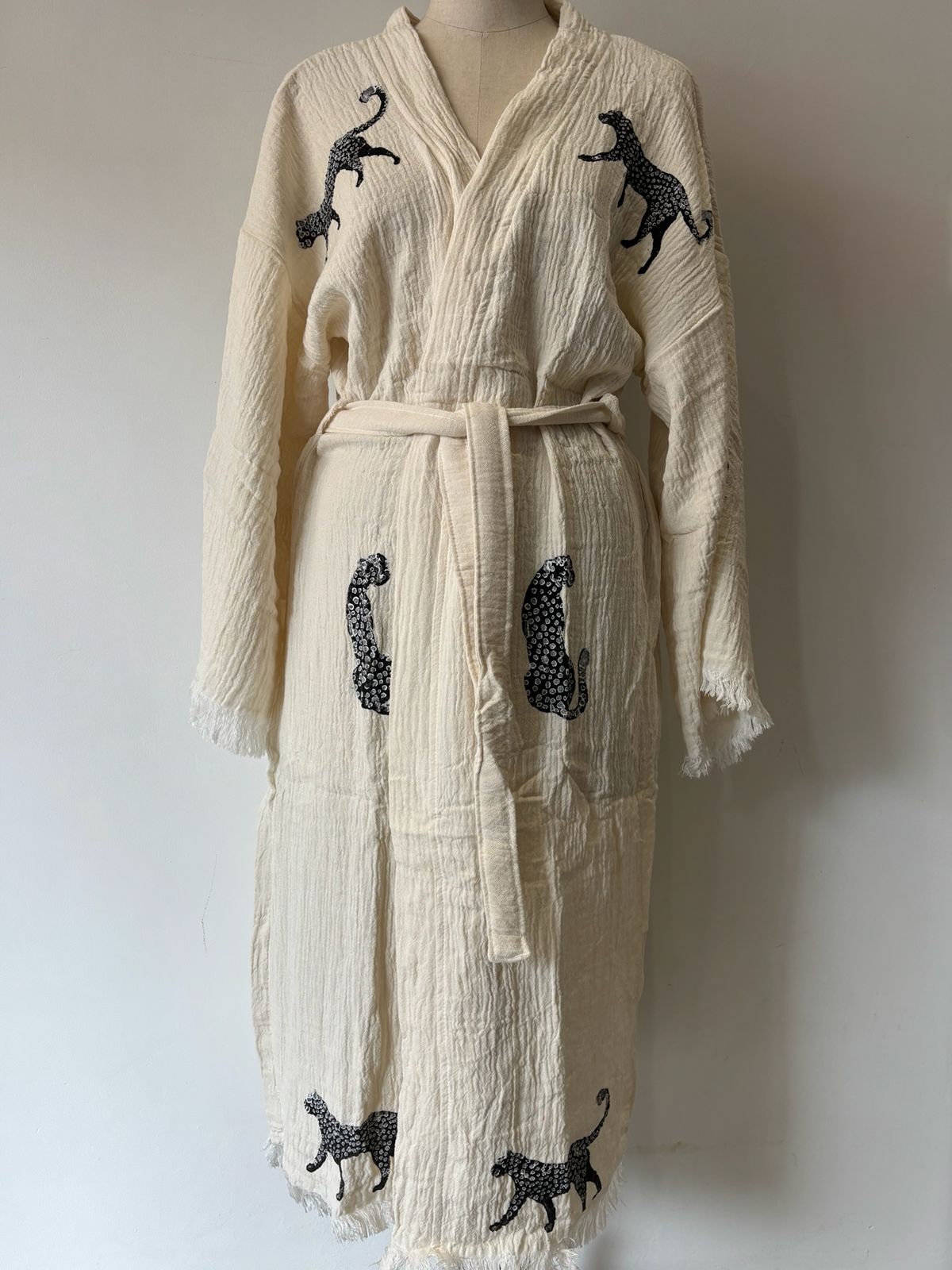 TURKISH PESHTEMAL COTTON GOWN IN BLACK LEOPARD BLUE EYES