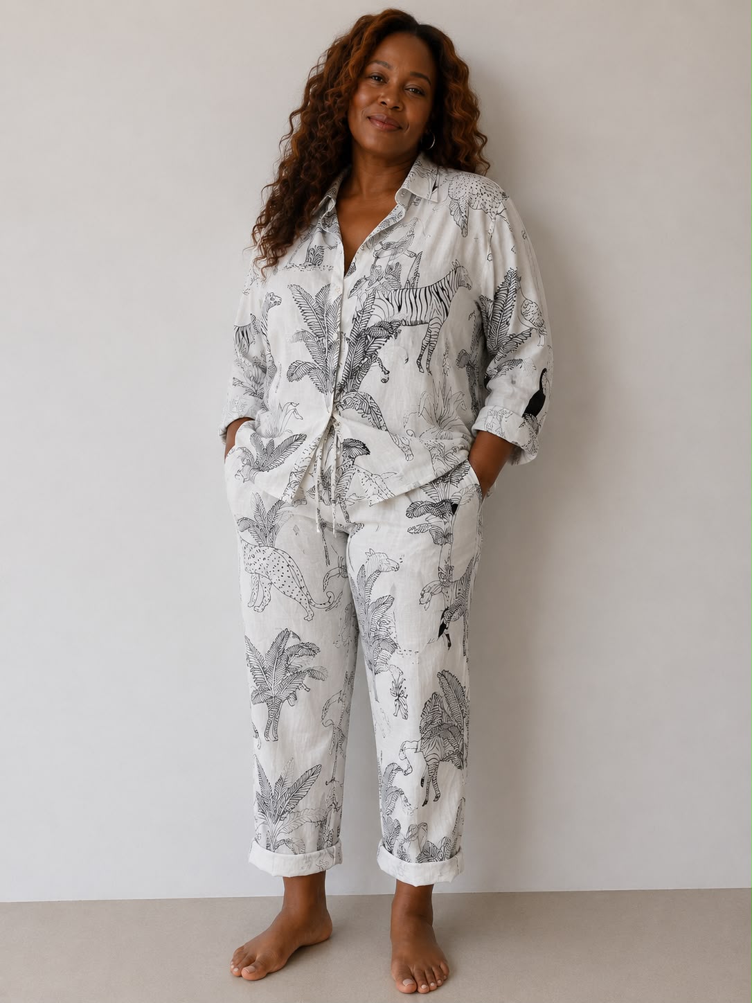 LOUNGEWEAR SET IN JUNGLE BLACK