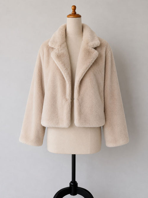 CREAM FAUX FUR SHORT JACKET